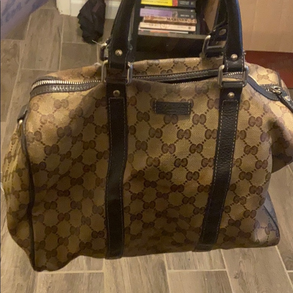 Gucci purse